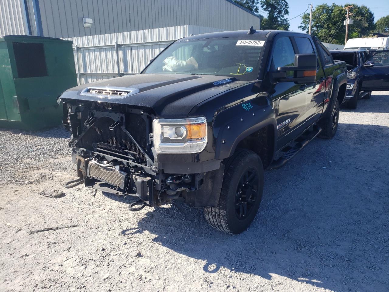 Photo 2 from auction – 2018 GMC SIERRA K25 with VIN 1GT12TEY7JF132475