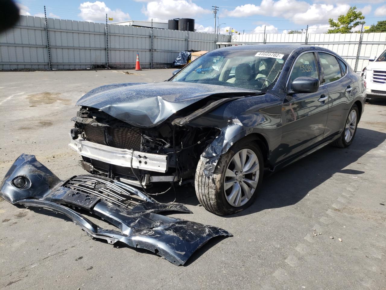 Photo 2 from auction – 2011 INFINITI M37 with VIN JN1BY1AP2BM321880