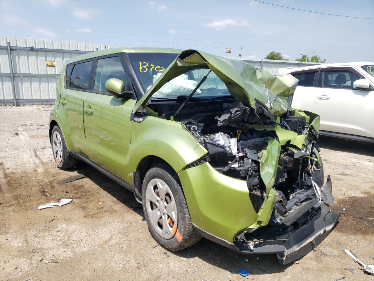 KIA SOUL 2014 with VIN KNDJN2A20E7710869 - Photo from auction