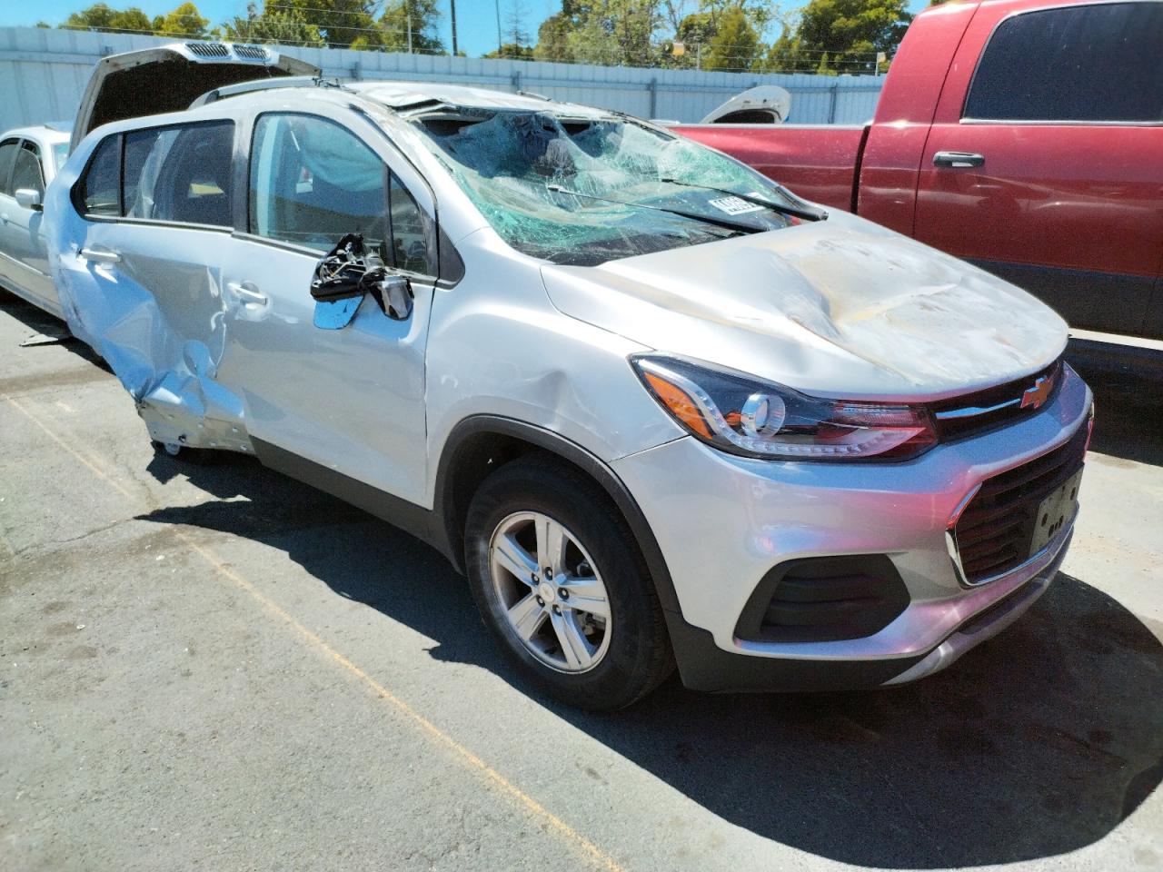 CHEVROLET TRAX 1LT 2021 with VIN KL7CJPSM6MB365518 - Photo from auction