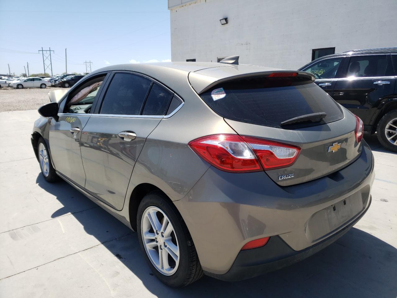 Photo 3 from auction – 2017 CHEVROLET CRUZE LT with VIN 3G1BE6SM8HS538083