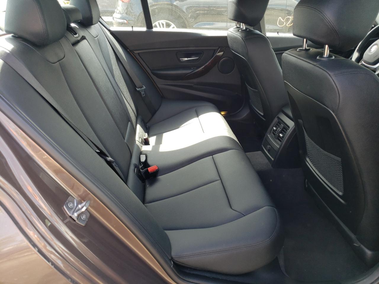 Photo 6 from auction – 2015 BMW 328 XI SUL with VIN WBA3B5C53FF963117