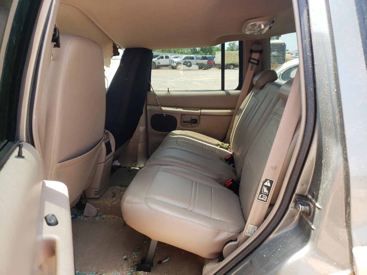 Photo 6 from auction – 2000 FORD EXPLORER E with VIN 1FMZU64E5YZB11327