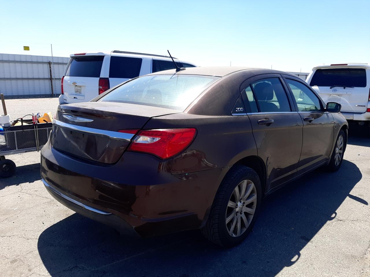 Photo 4 from auction – 2013 CHRYSLER 200 TOURIN with VIN 1C3CCBBB9DN762593