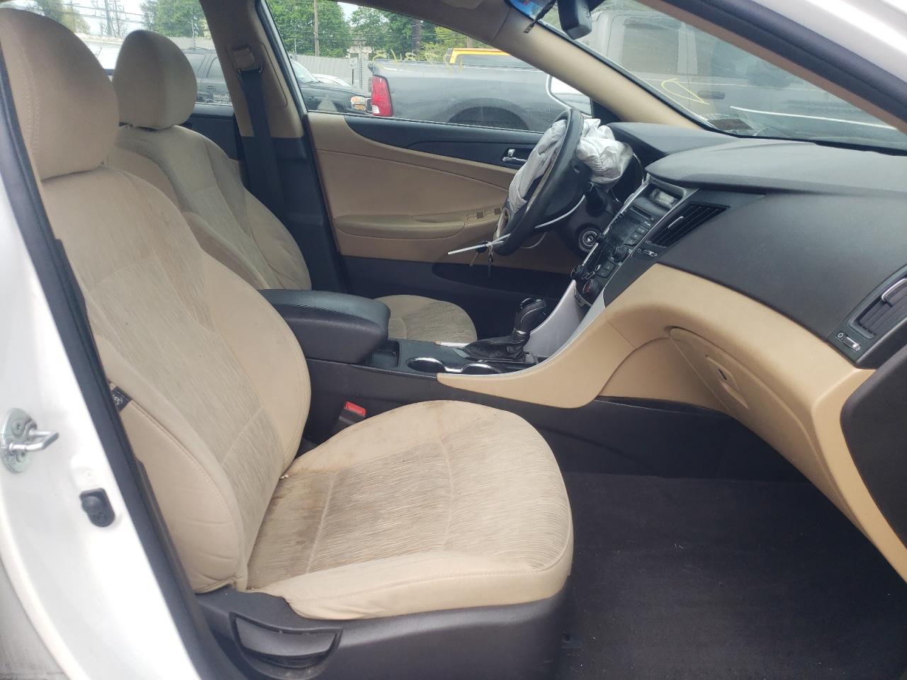 Photo 5 from auction – 2012 HYUNDAI SONATA GLS with VIN 5NPEB4AC1CH501423
