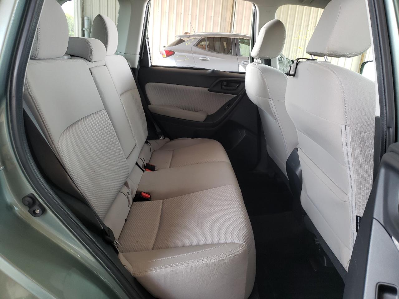 Photo 6 from auction – 2017 SUBARU FORESTER 2 with VIN JF2SJAGC6HH429282