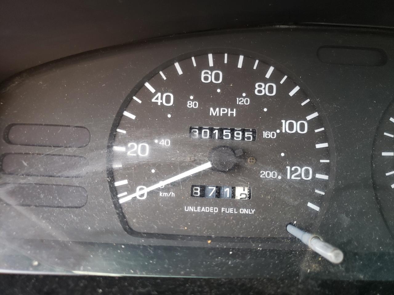 Photo 8 from auction – 1998 NISSAN SENTRA XE with VIN 3N1AB41D2WL066734