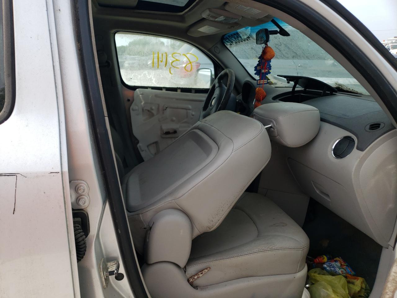 Photo 5 from auction – 2009 CHEVROLET HHR LT with VIN 3GNCA53V09S640835