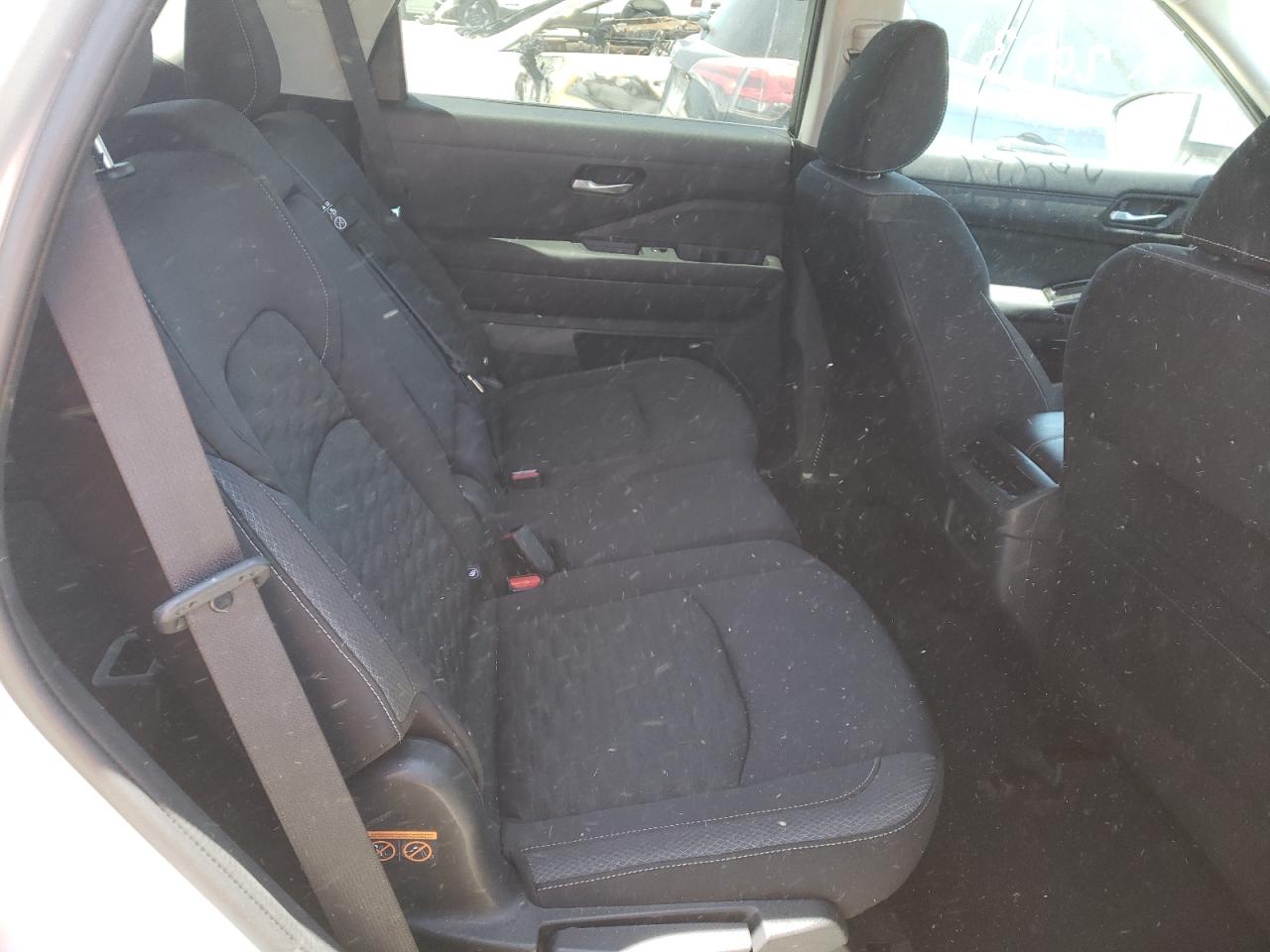 Photo 6 from auction – 2022 NISSAN PATHFINDER with VIN 5N1DR3BC1NC215842