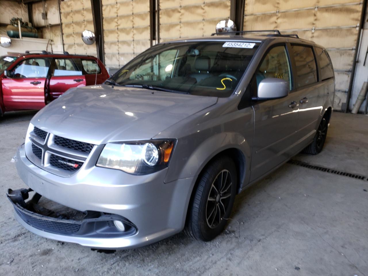 Photo 2 from auction – 2017 DODGE GRAND CARA with VIN 2C4RDGEG5HR561760