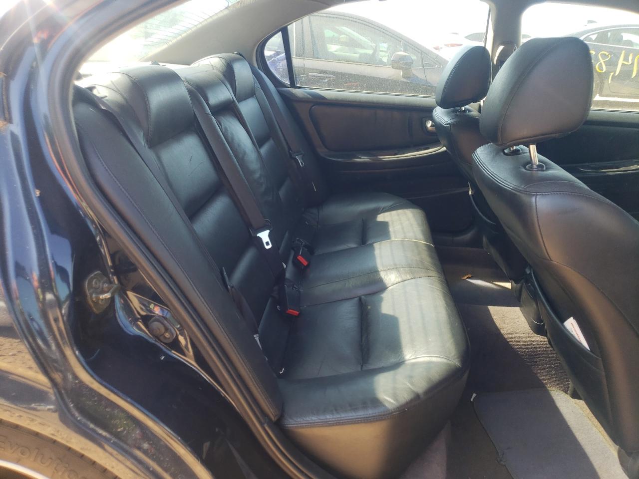 Photo 6 from auction – 2002 NISSAN MAXIMA GLE with VIN JN1DA31D92T418448