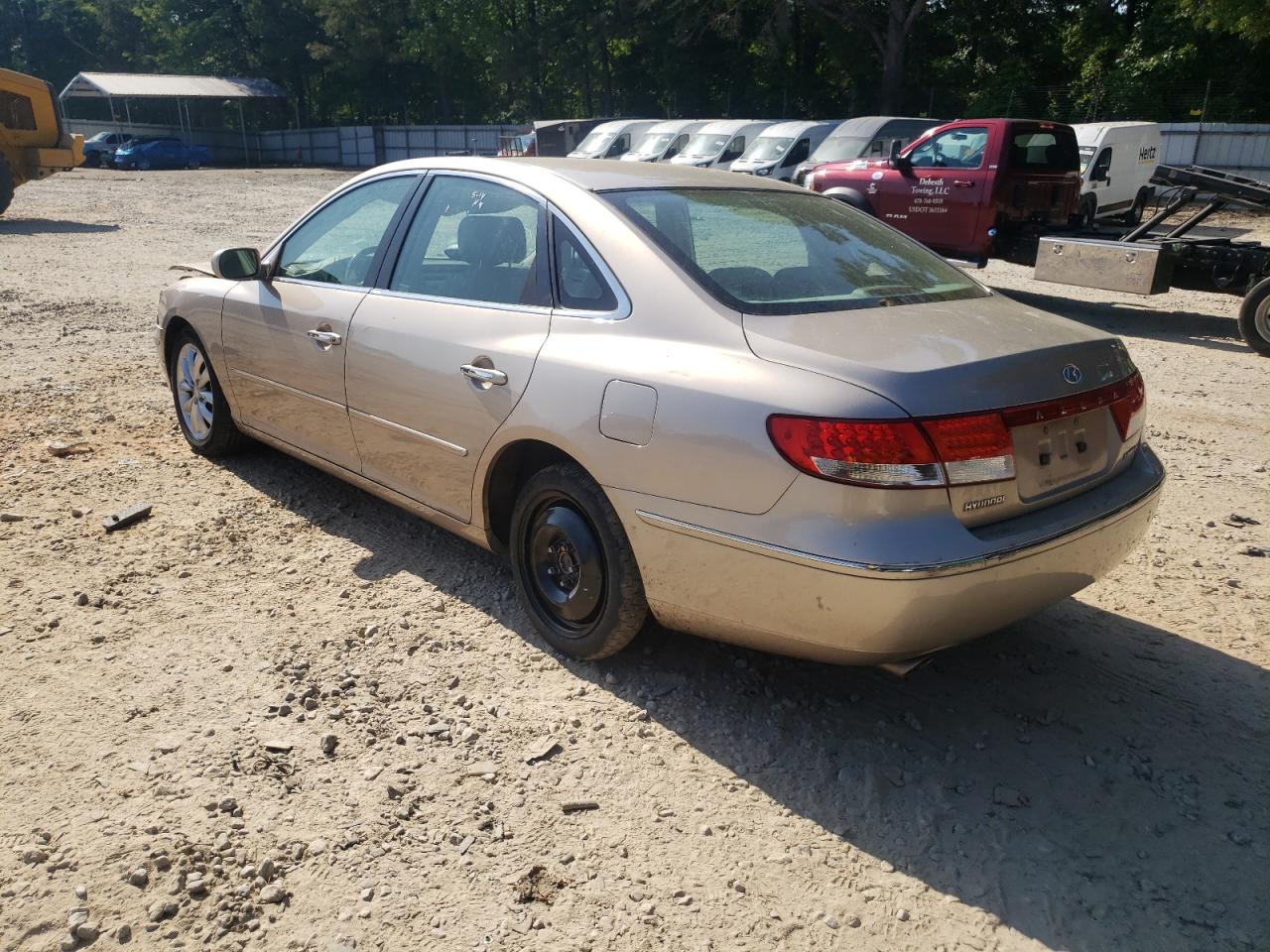 Photo 3 from auction – 2006 HYUNDAI AZERA SE with VIN KMHFC46F66A043485