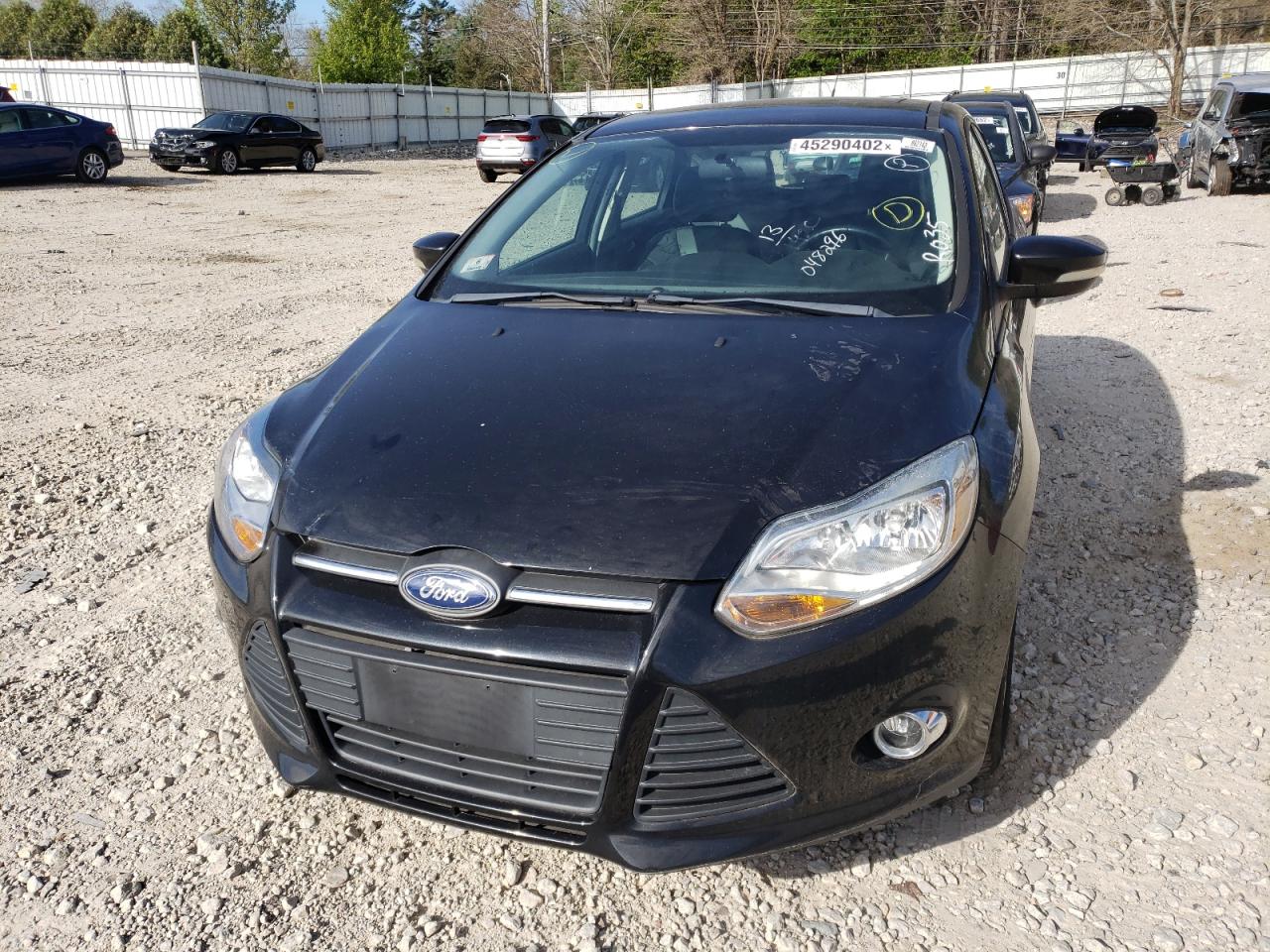 Photo 9 from auction – 2013 FORD FOCUS SE with VIN 1FADP3K21DL327269