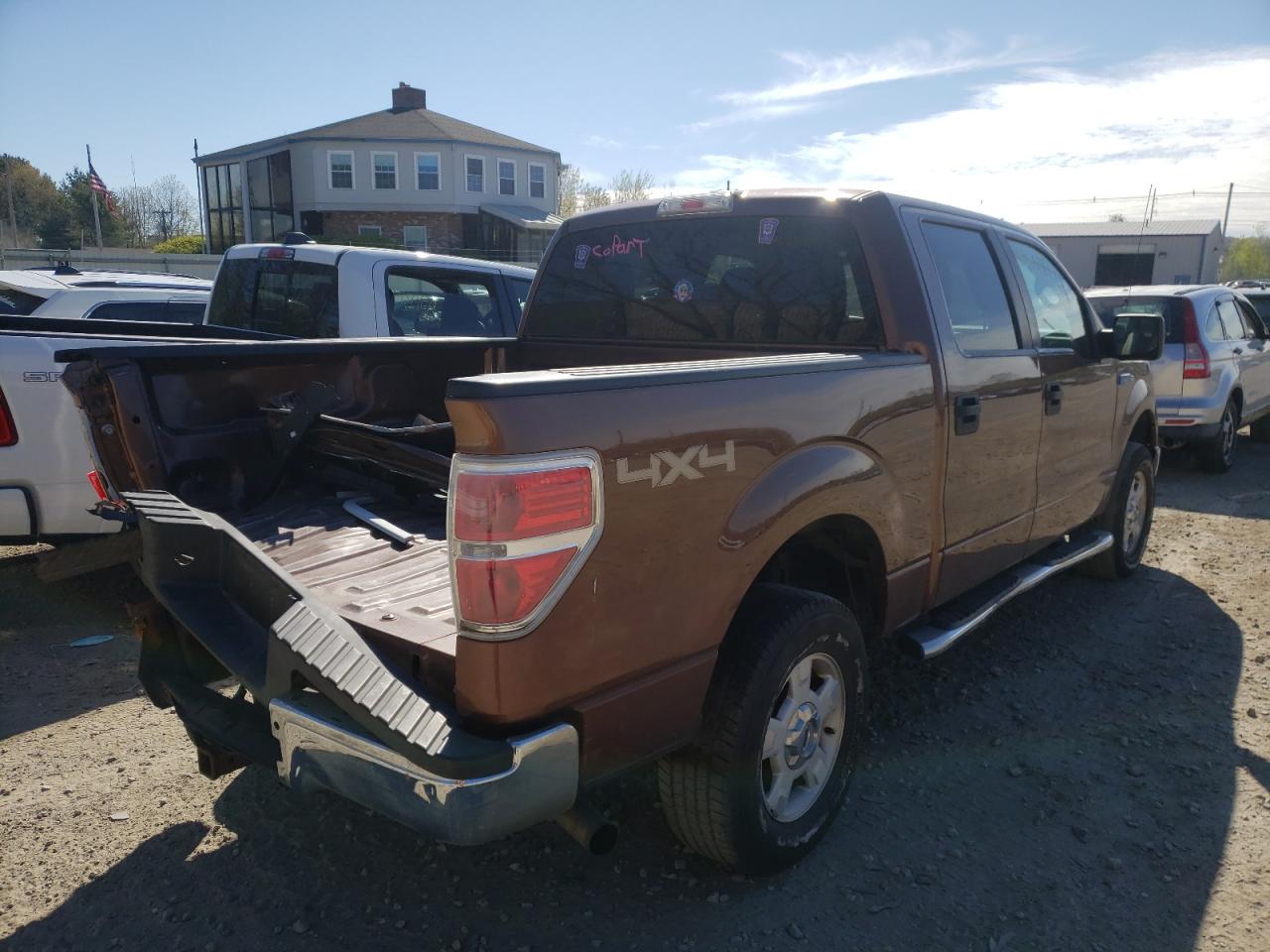 Photo 4 from auction – 2012 FORD F150 SUPER with VIN 1FTFW1EF1CFA33036