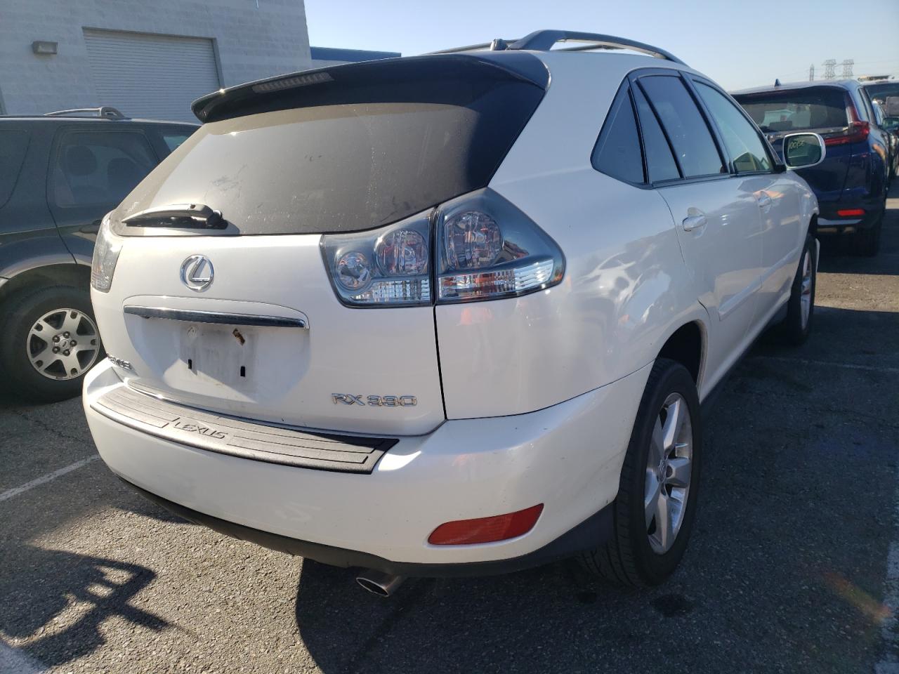 Photo 4 from auction – 2005 LEXUS RX 330 with VIN JTJGA31U150057245