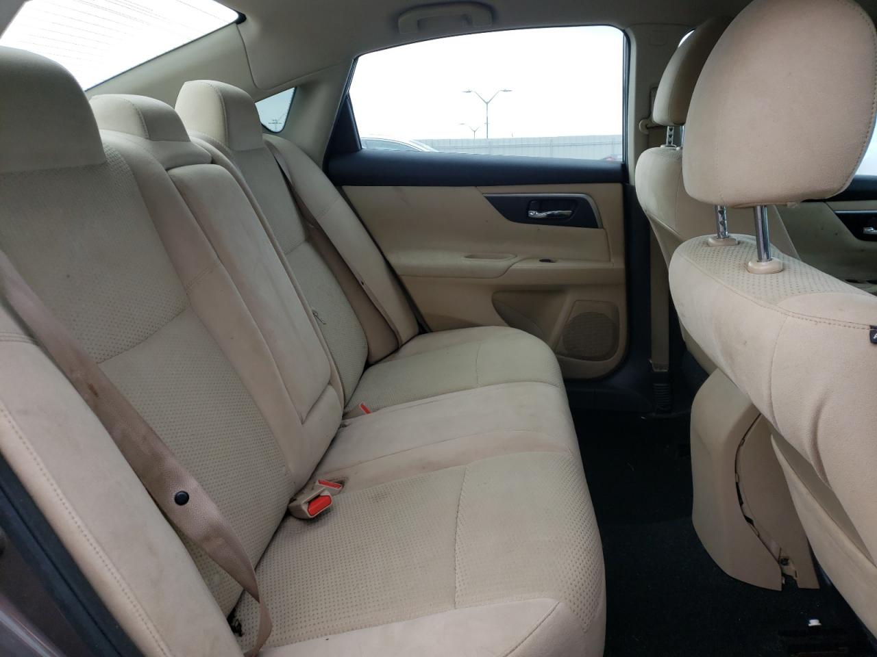Photo 6 from auction – 2015 NISSAN ALTIMA 2.5 with VIN 1N4AL3AP8FC124703