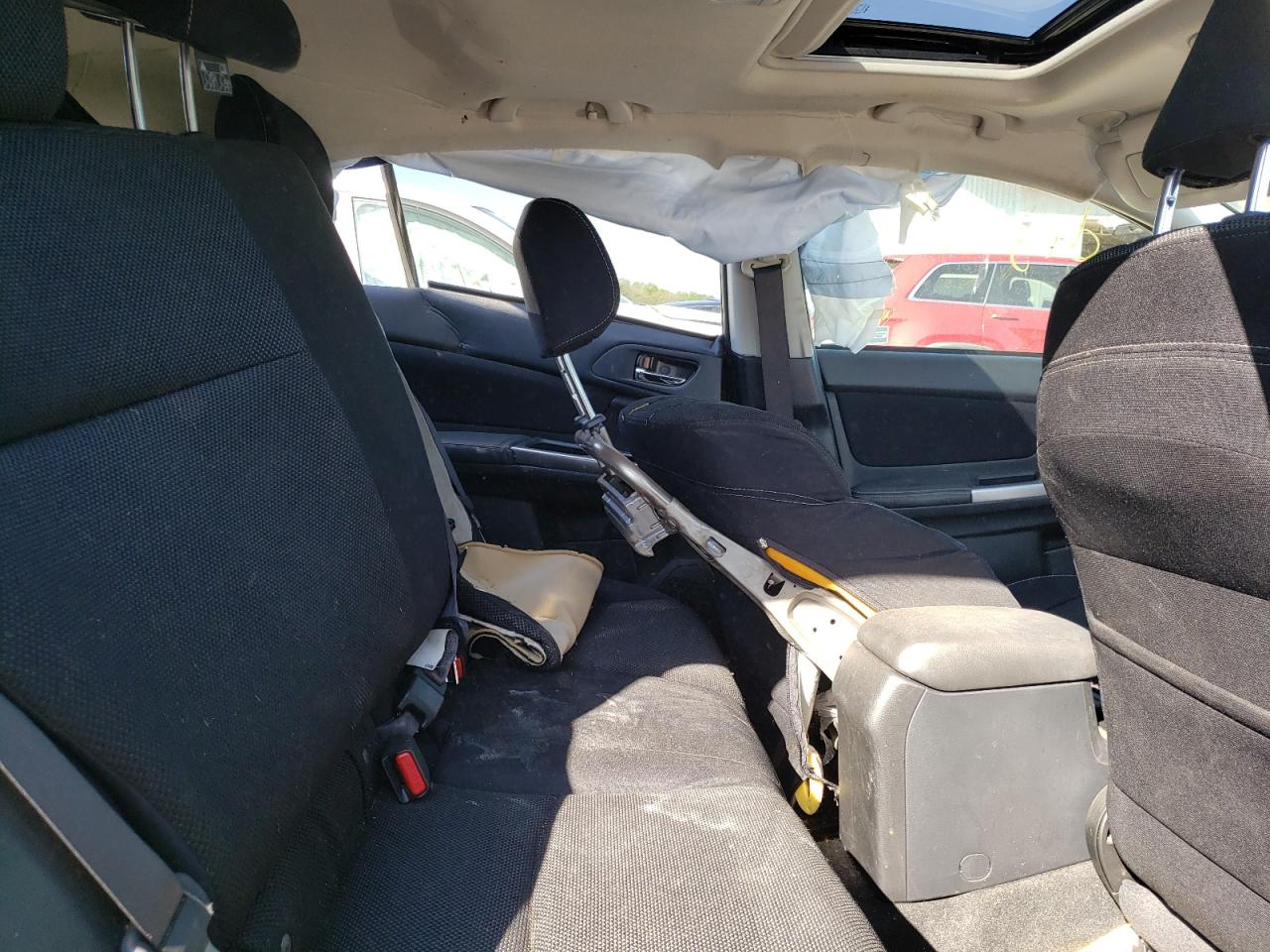 Photo 6 from auction – 2015 SUBARU XV CROSSTR with VIN JF2GPADC0F8269227