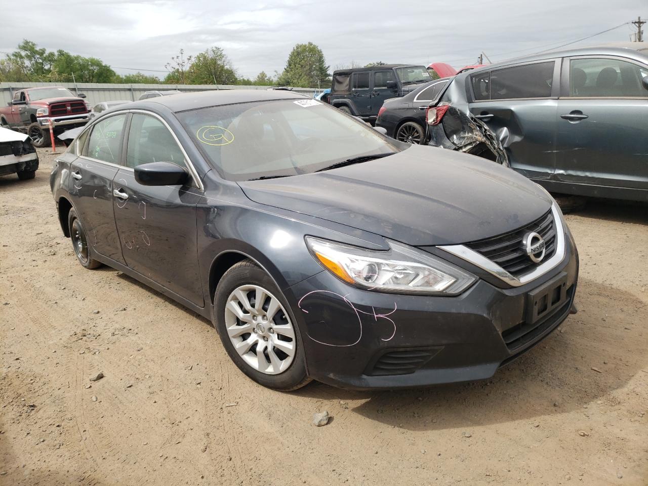 NISSAN ALTIMA 2.5 2017 with VIN 1N4AL3AP6HC273243 - Photo from auction