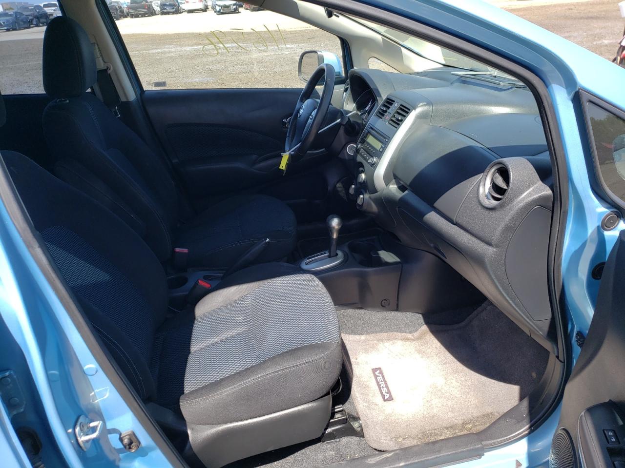 Photo 5 from auction – 2014 NISSAN VERSA NOTE with VIN 3N1CE2CP8EL365879