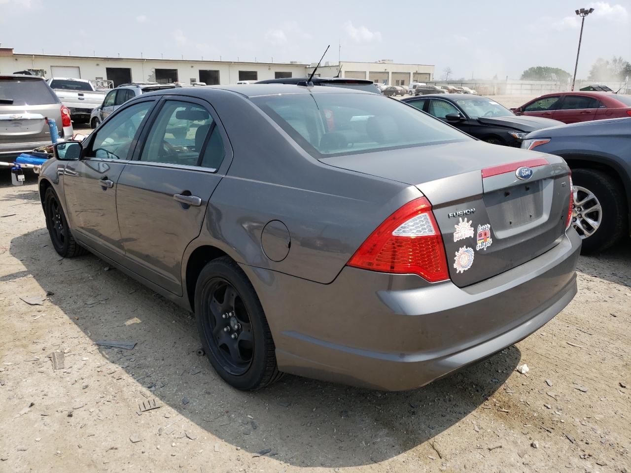 Photo 3 from auction – 2011 FORD FUSION SE with VIN 3FAHP0HA3BR321955