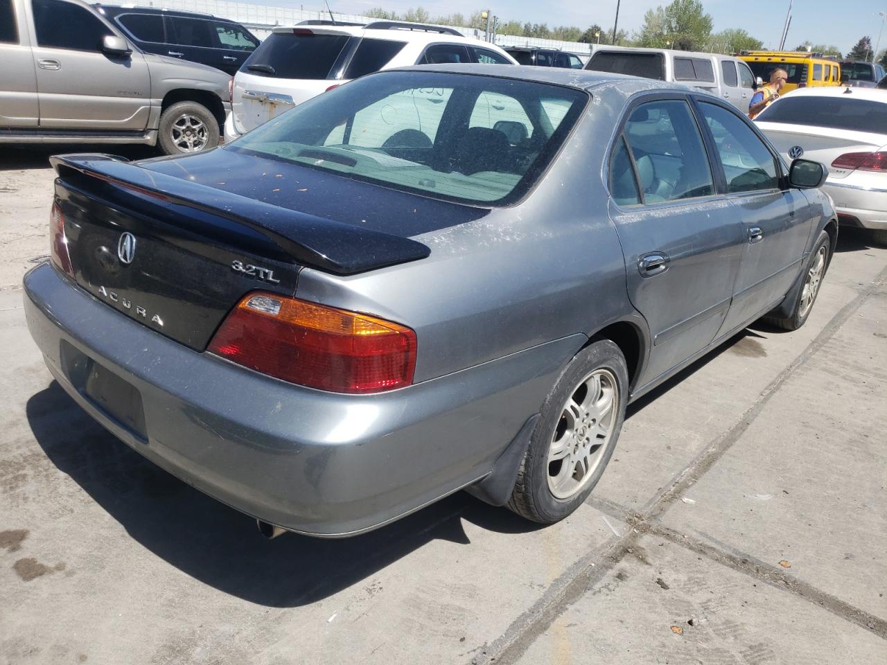 Photo 4 from auction – 2000 ACURA 3.2TL with VIN 19UUA5663YA004736
