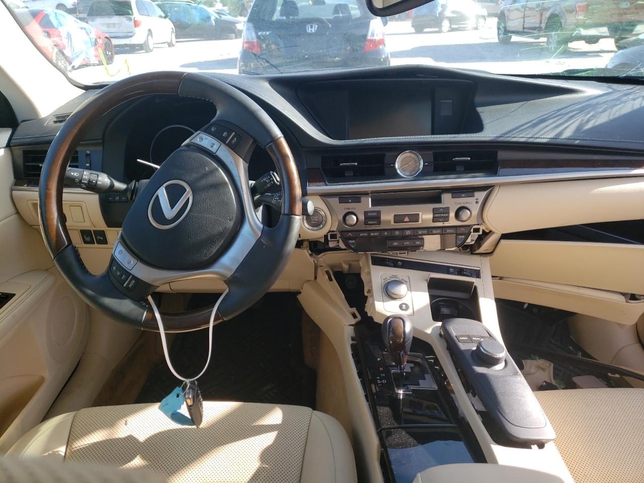 Фото 9 с аукциона – 2015 LEXUS ES 350 с VIN JTHBK1GG9F2175189