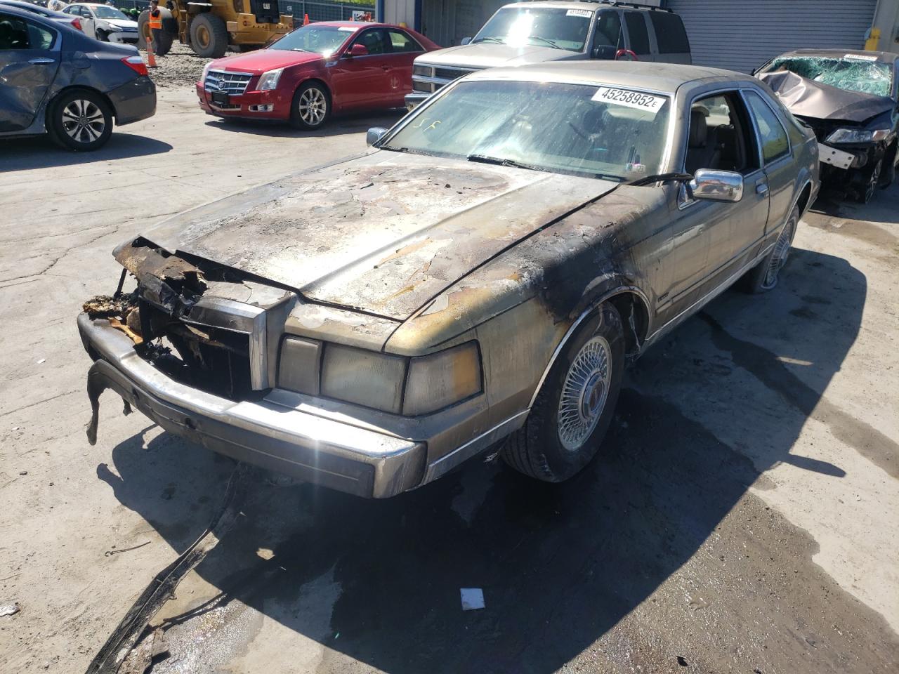 Photo 2 from auction – 1987 LINCOLN MARK VII B with VIN 1LNBM92F4HY679296