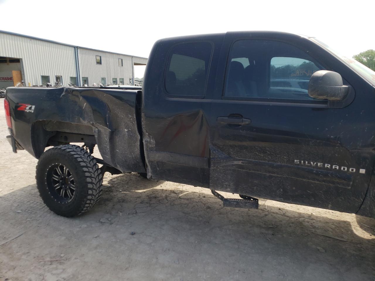 Photo 9 from auction – 2008 CHEVROLET SILVERADO with VIN 1GCEK19008E168180
