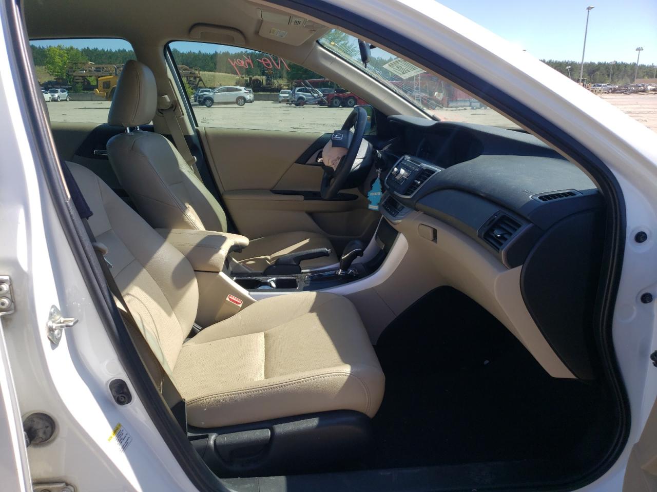 Photo 5 from auction – 2015 HONDA ACCORD LX with VIN 1HGCR2F35FA219797