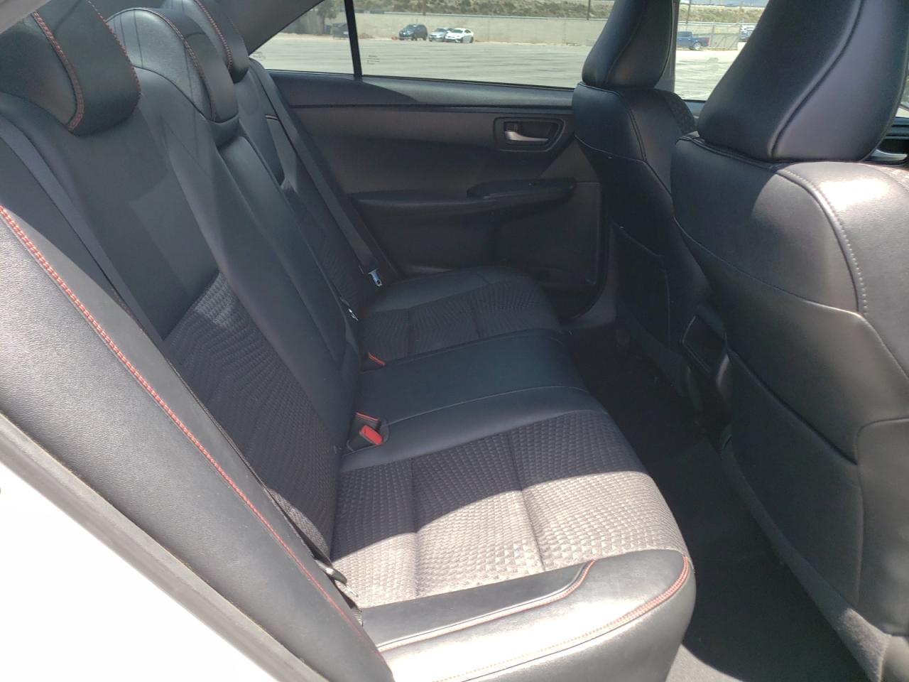 Photo 6 from auction – 2015 TOYOTA CAMRY LE with VIN 4T1BF1FK8FU011850