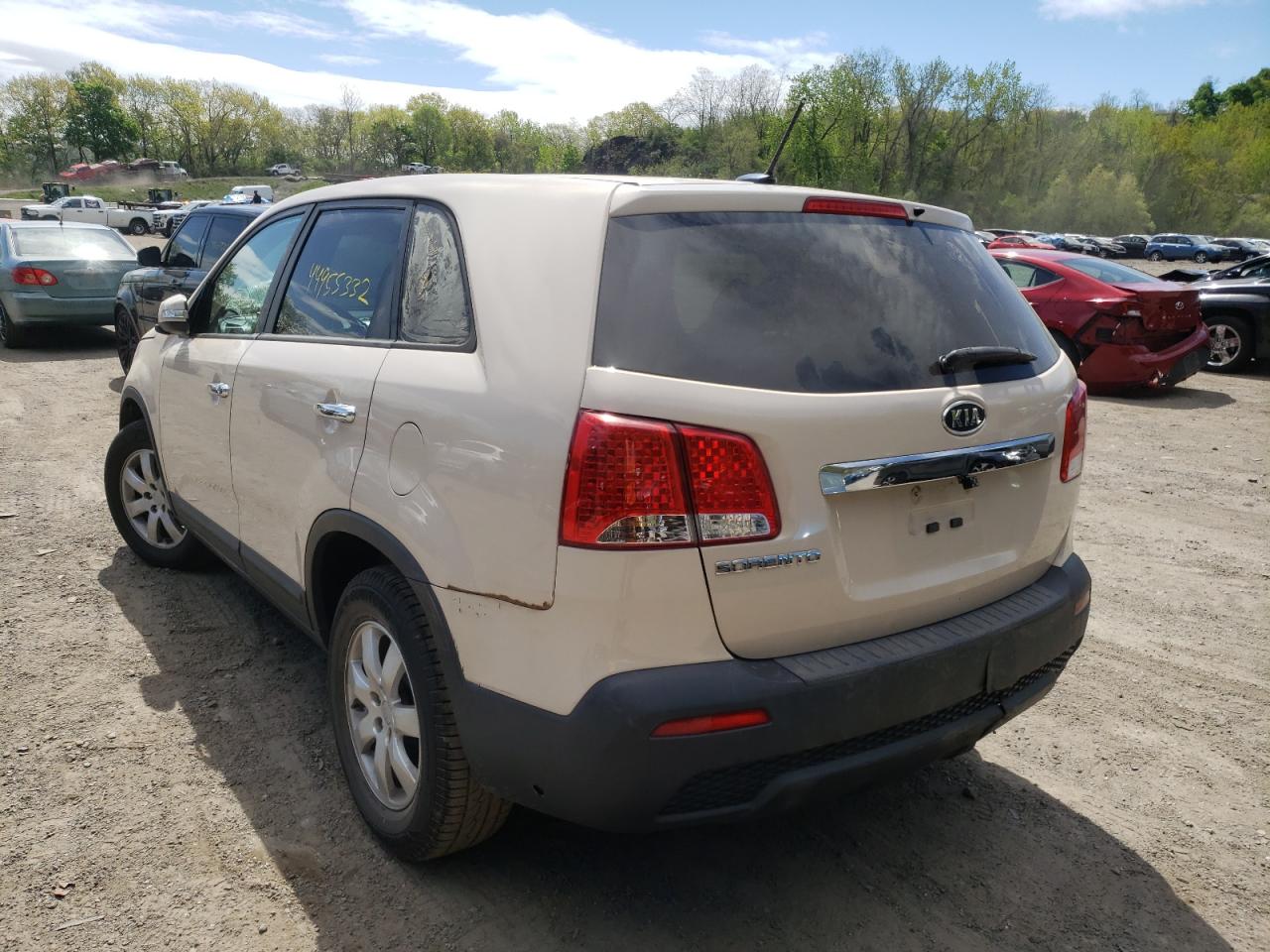 Photo 3 from auction – 2012 KIA SORENTO BA with VIN 5XYKT3A12CG193369