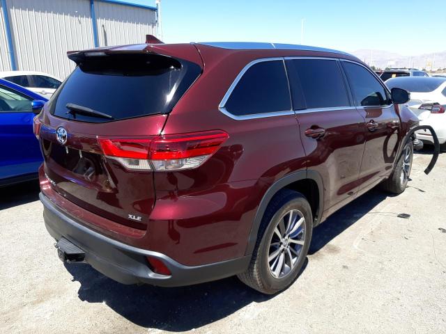 Photo 4 from auction – 2018 TOYOTA HIGHLANDER with VIN 5TDKZRFH2JS278266
