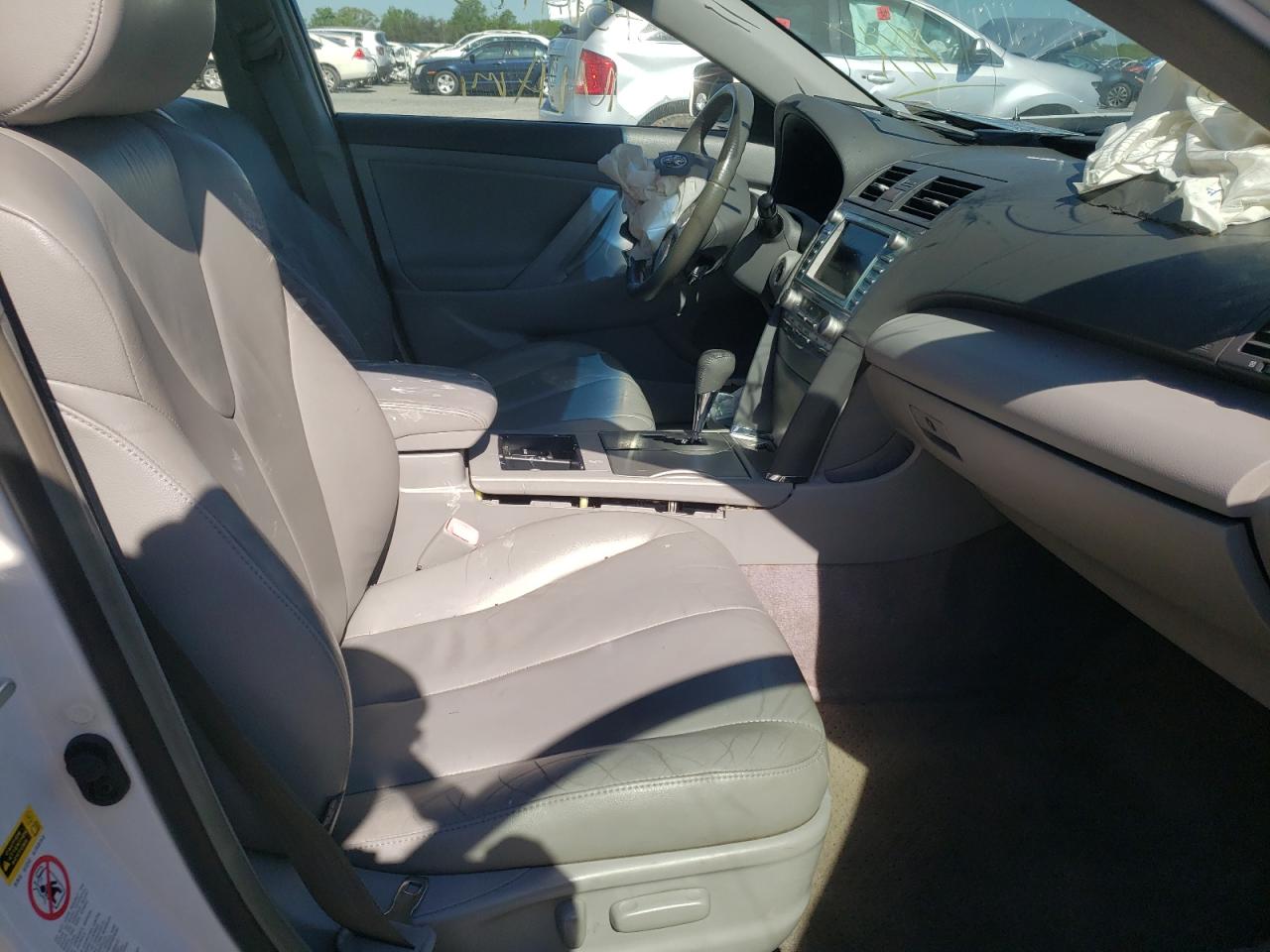 Photo 5 from auction – 2007 TOYOTA CAMRY with VIN JTNBB46K173029711