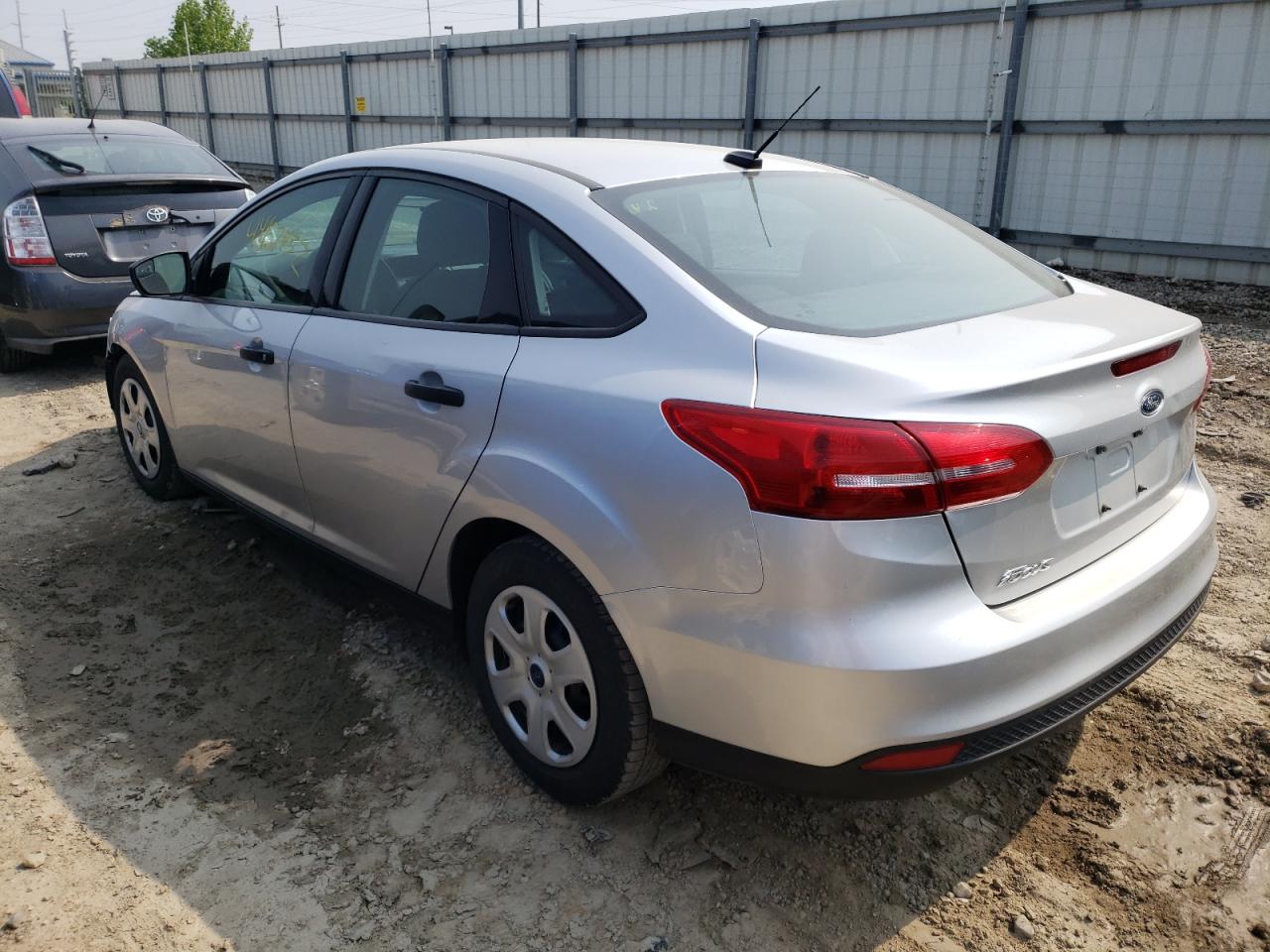 Photo 3 from auction – 2017 FORD FOCUS S with VIN 1FADP3E24HL276366
