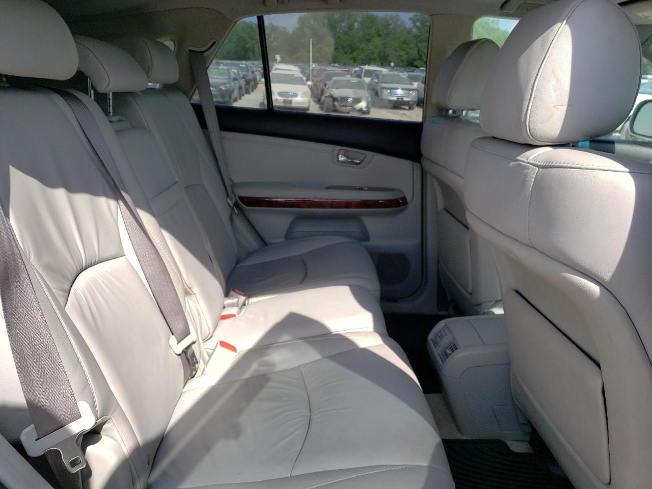 Photo 6 from auction – 2006 LEXUS RX 330 with VIN 2T2GA31U86C044501