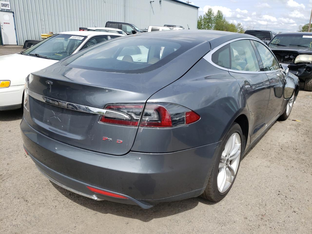 Photo 4 from auction – 2012 TESLA MODEL S with VIN 5YJSA1CN0CFP01596