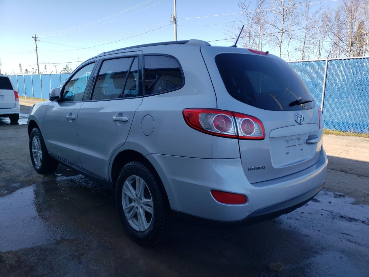 Photo 3 from auction – 2010 HYUNDAI SANTA FE G with VIN 5NMSG3AB1AH339633