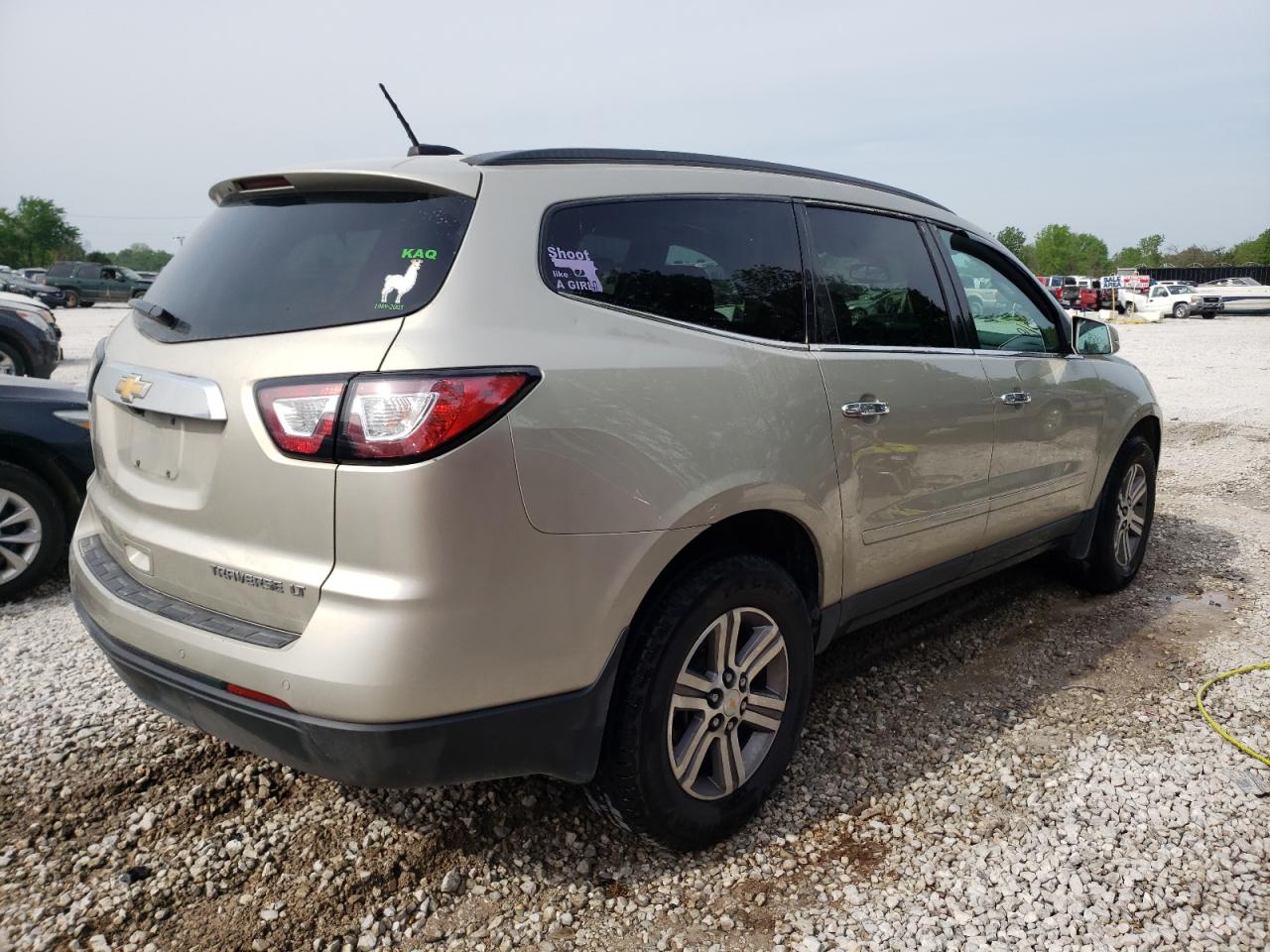 Photo 4 from auction – 2016 CHEVROLET TRAVERSE L with VIN 1GNKRGKDXGJ326021