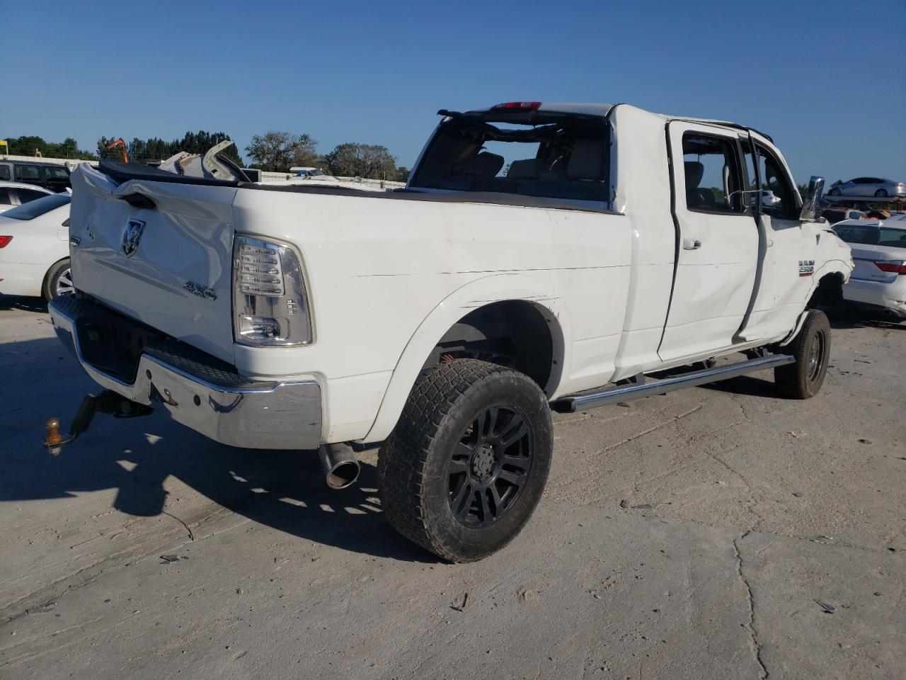 Photo 4 from auction – 2013 RAM 2500 LARAM with VIN 3C6UR5NLXDG546479