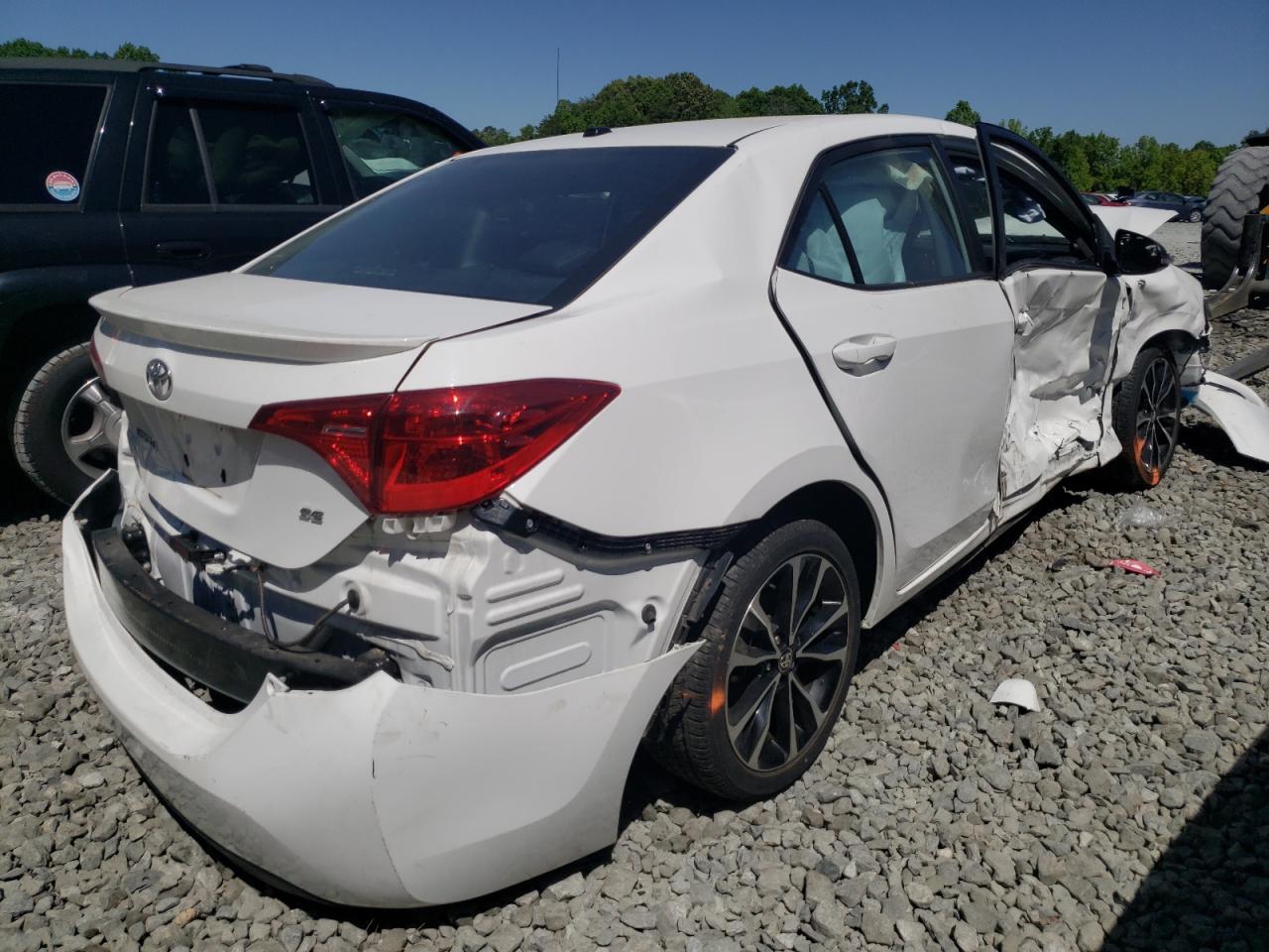 Photo 4 from auction – 2018 TOYOTA COROLLA L with VIN 2T1BURHEXJC034004