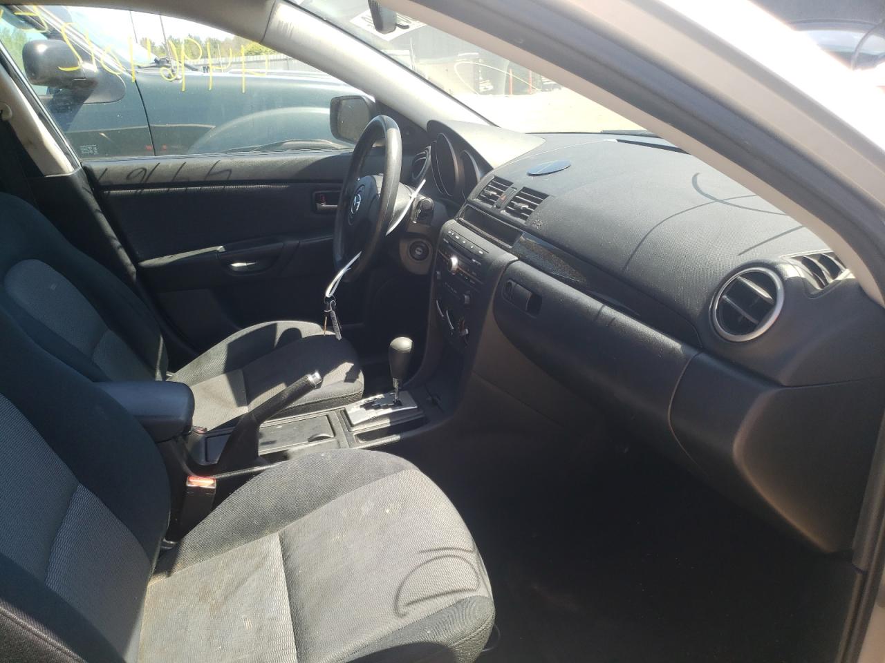 Photo 5 from auction – 2008 MAZDA 3 I with VIN JM1BK12G881863816