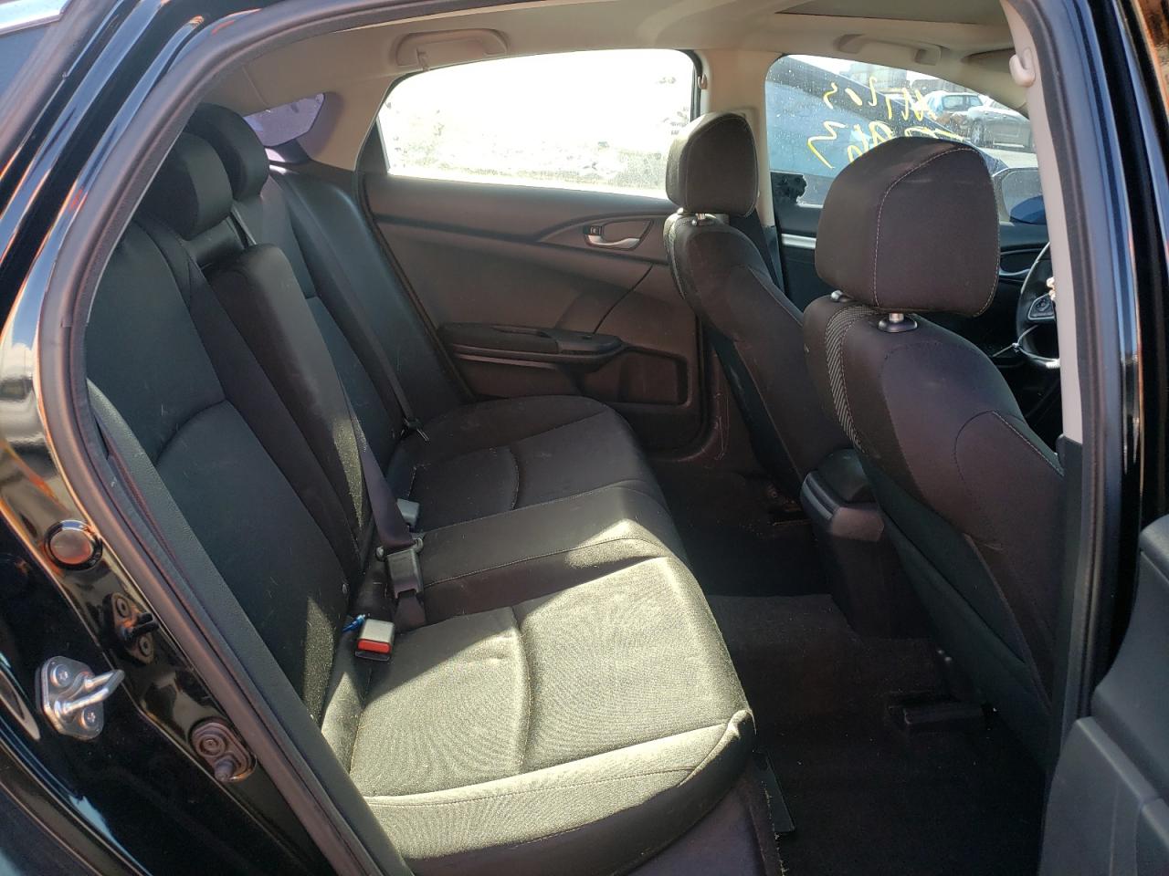 Photo 6 from auction – 2016 HONDA CIVIC EX with VIN 2HGFC1F37GH643638