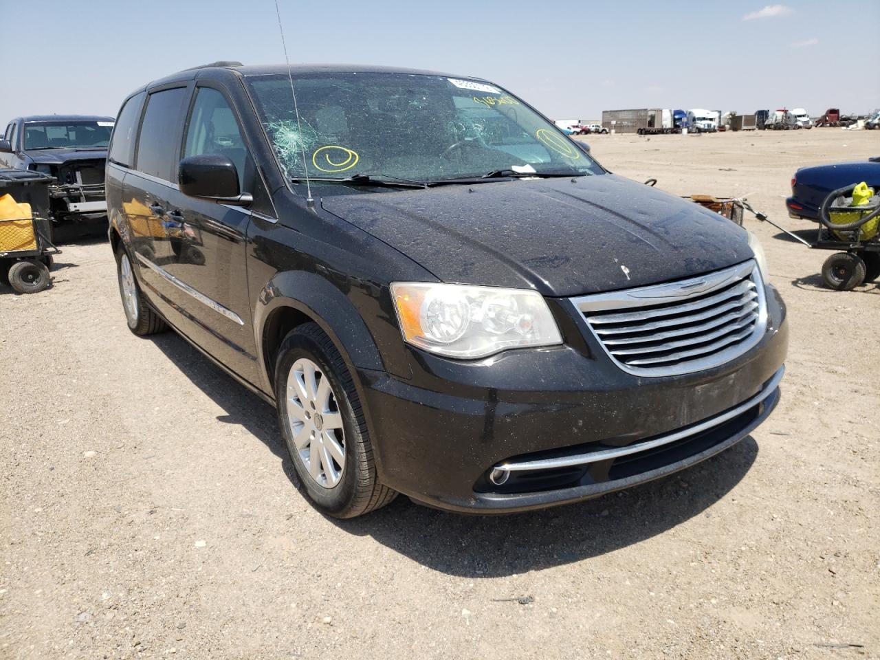 Photo 1 from auction – 2014 CHRYSLER TOWN & COU with VIN 2C4RC1BG1ER363600