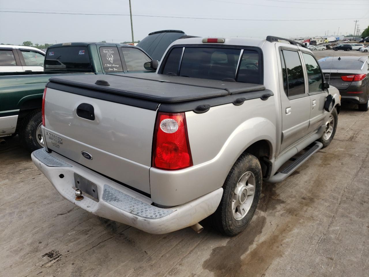 Photo 4 from auction – 2003 FORD EXPLORER S with VIN 1FMZU67E83UC49123