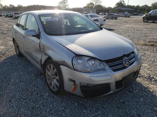 Photo 1 from auction – 2010 VOLKSWAGEN JETTA WOLF with VIN 3VWRA7AJ2AM082846