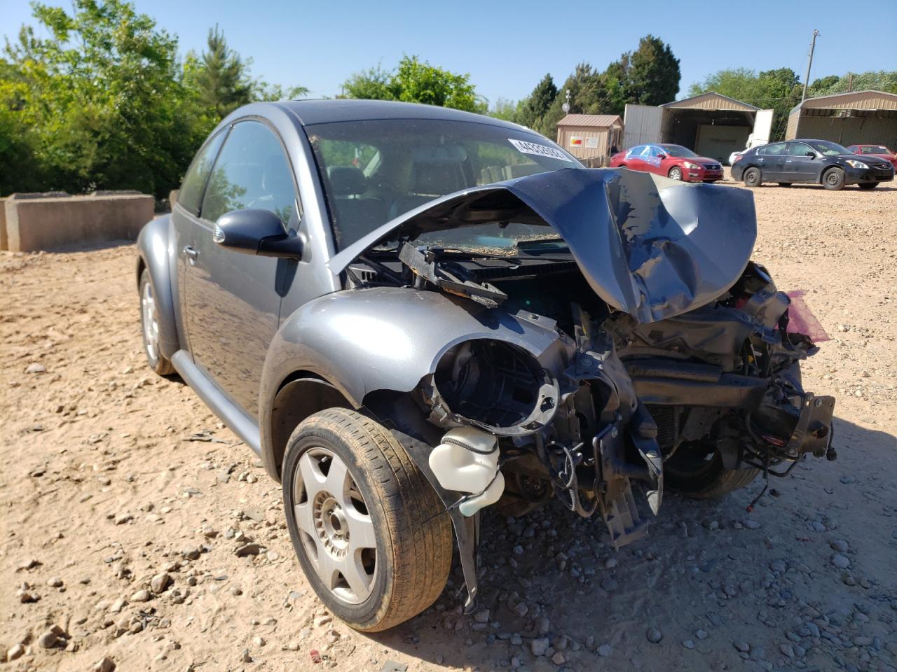 Photo 1 from auction – 2004 VOLKSWAGEN NEW BEETLE with VIN 3VWCK31C24M409702