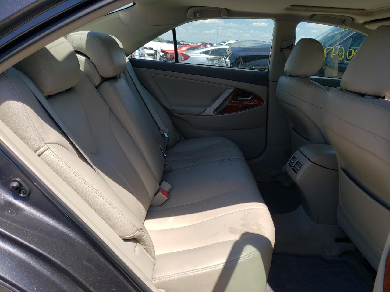 Photo 6 from auction – 2010 TOYOTA CAMRY BASE with VIN 4T1BF3EK3AU025483