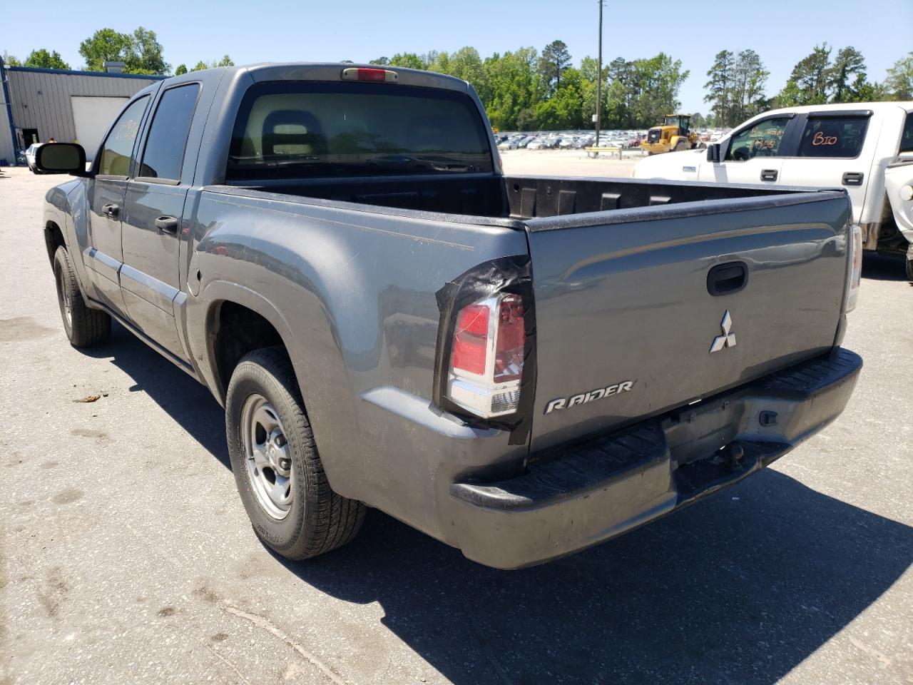 Photo 3 from auction – 2007 MITSUBISHI RAIDER LS with VIN 1Z7HC28K97S217464