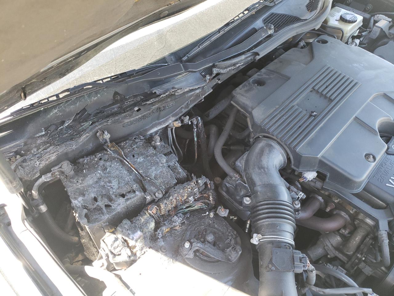 Photo 9 from auction – 2004 LEXUS GS 300 with VIN JT8BD69S140196717