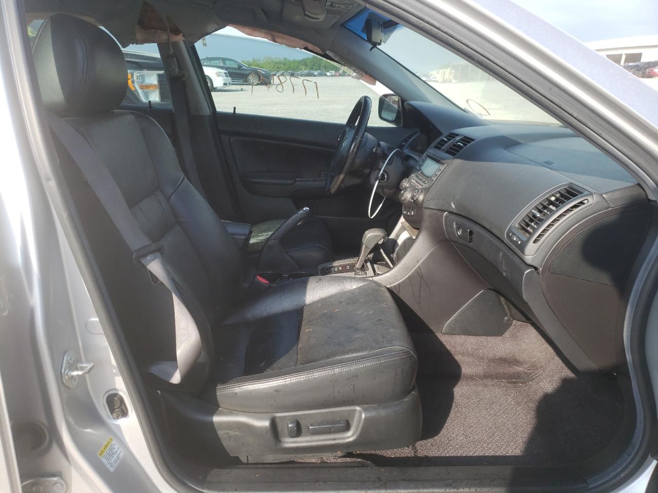 Photo 14 from auction – 2006 HONDA ACCORD EX with VIN 1HGCM66596A066865